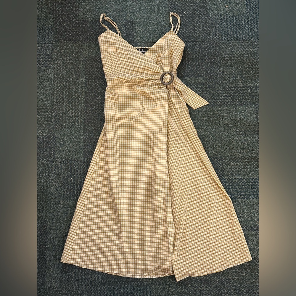 Lulus textured wrap midi dress (Medium)